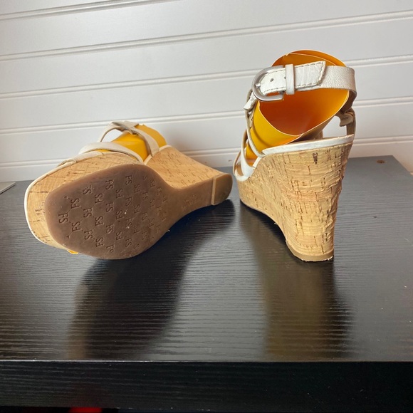 Franco Sarto White Strappy Wedge Sandals Size 9.5 - Picture 4 of 8